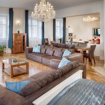 Smetanovo Nabrezi - Riverview Old Town Apartment Prague Exterior photo